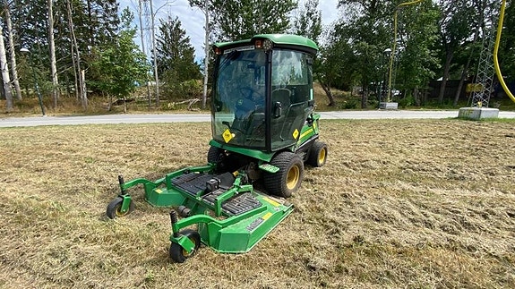 John Deere Rotorklippare 1585 2 of 6