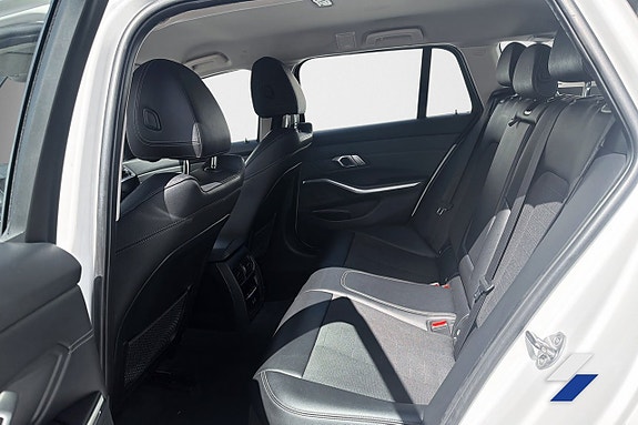 BMW 320d 5 of 5
