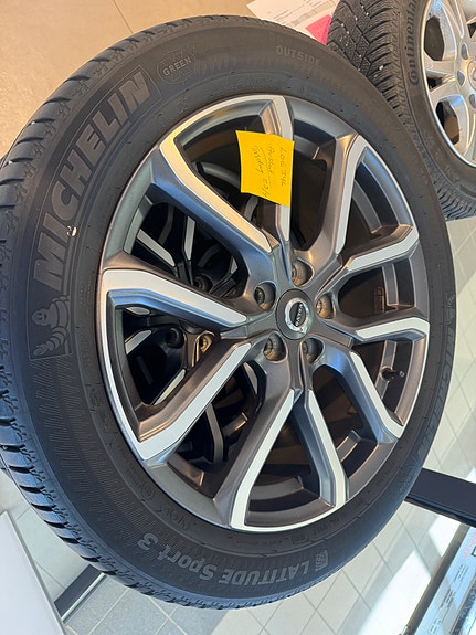 Volvo S60 Cross Country 11 of 12
