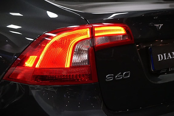 Volvo S60 5 of 5