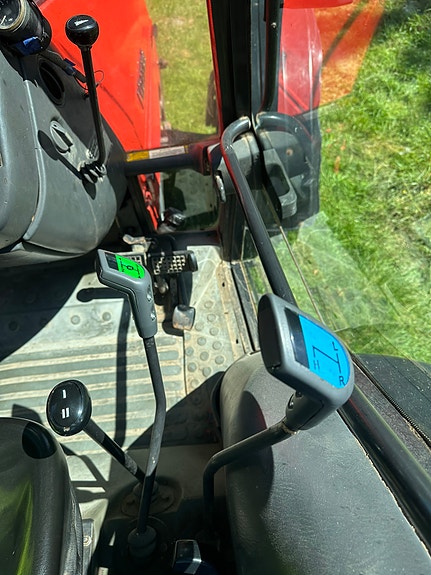 Valtra /Valmet 800 6 of 6