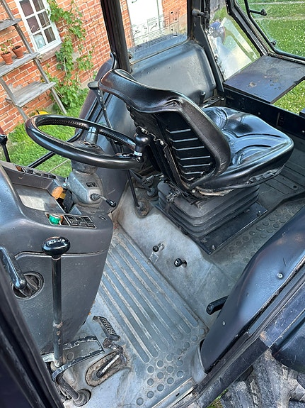 Valtra /Valmet 800 4 of 5