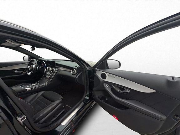 Mercedes-Benz C220 28 of 30