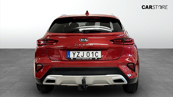 Kia XCeed 7 of 17