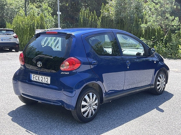 Toyota Aygo 4 of 5