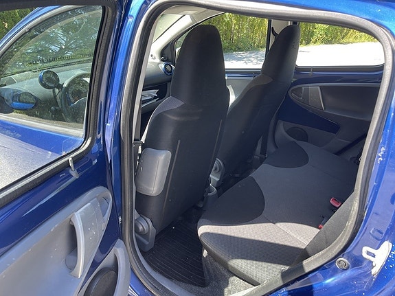 Toyota Aygo 15 of 16