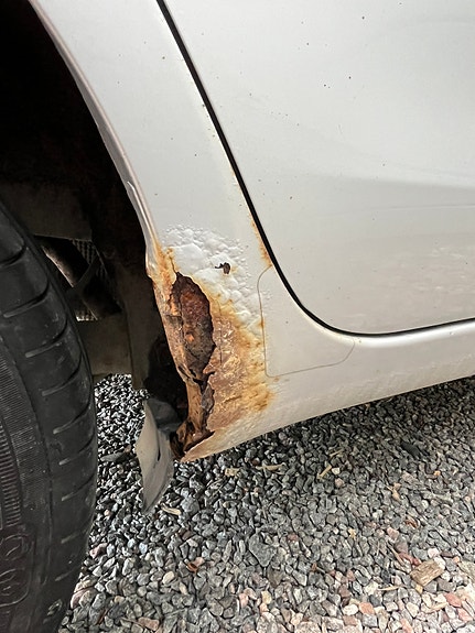 Toyota Yaris 7 of 7