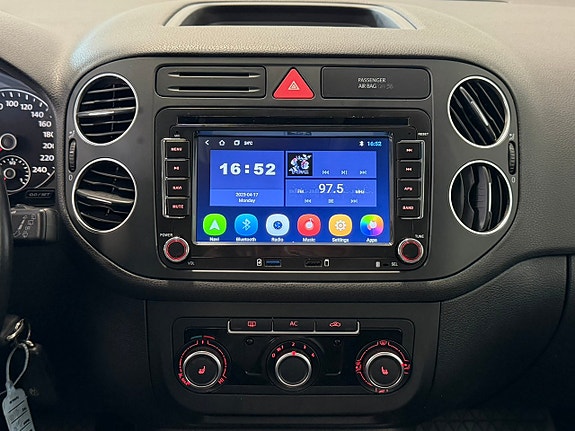 Volkswagen Golf Plus 13 of 16