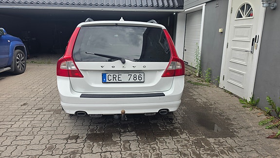 Volvo V70 5 of 5