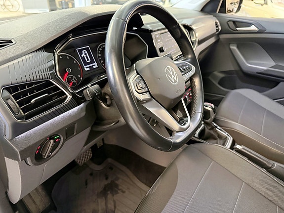 Volkswagen T-Cross 13 of 22