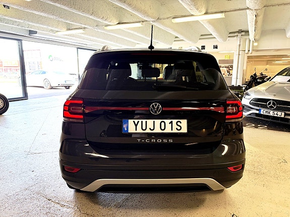 Volkswagen T-Cross 8 of 22