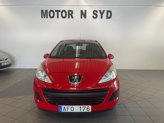 Peugeot 207 2 of 10