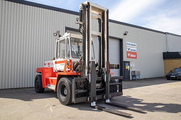 Svetruck 1260-32, 12-tons dieselmotviktstruck 6 of 17