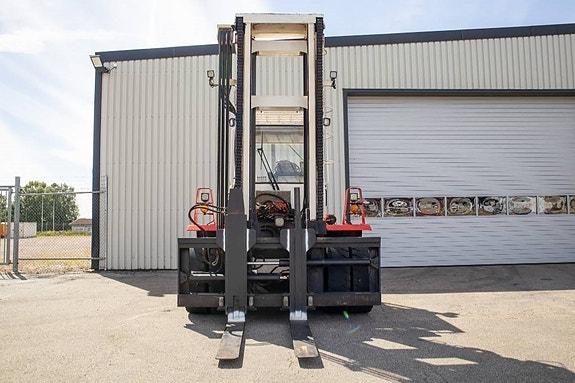 Svetruck 1260-32, 12-tons dieselmotviktstruck 4 of 17