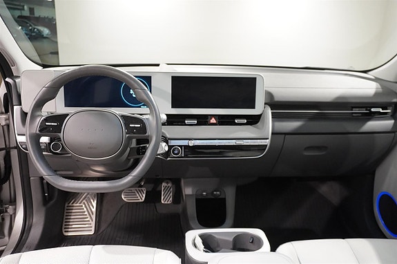Hyundai Ioniq 5 12 of 17