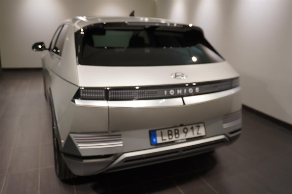 Hyundai Ioniq 5 6 of 17
