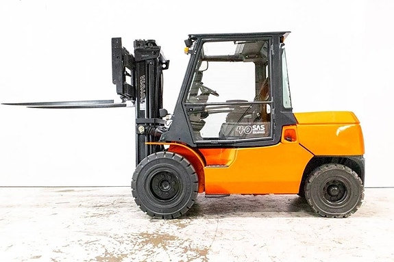 Toyota 7FD40, 4,3-tons dieseldriven motviktstruck 3 of 5