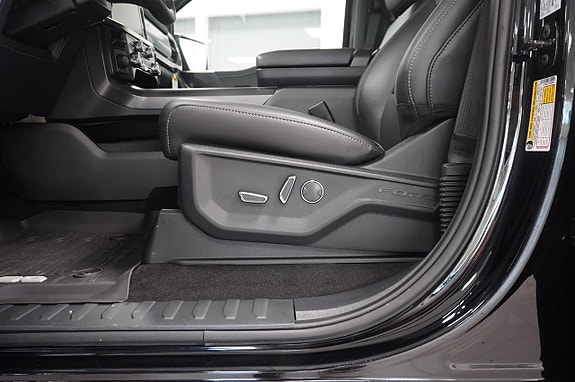 Ford F-150 21 of 28