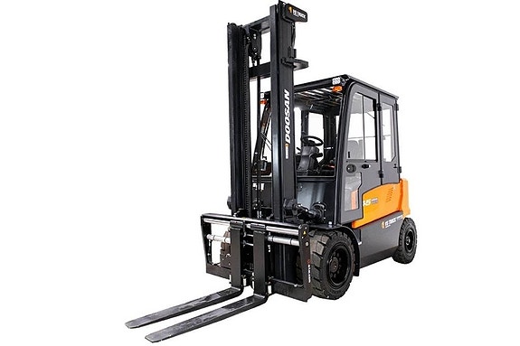 Doosan B45X-7, Ny 4,5-tons elmotviktstruck med hytt 7 of 10