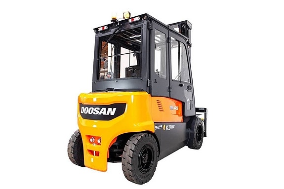 Doosan B45X-7, Ny 4,5-tons elmotviktstruck med hytt 4 of 10