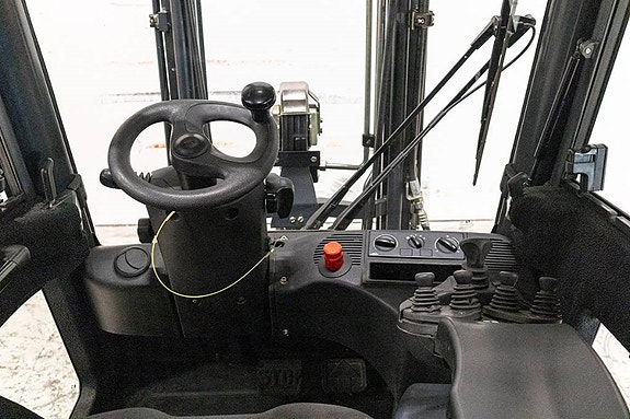 Linde E 16 5 of 7