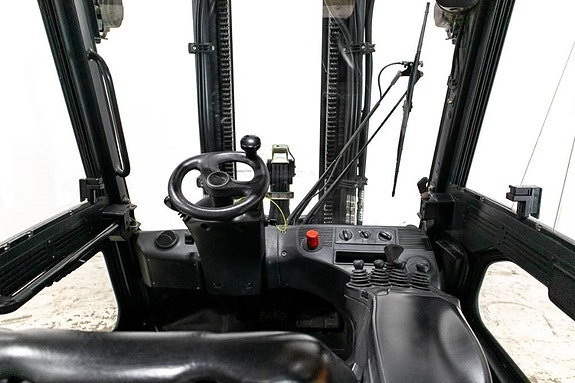 Linde E 20, motviktstruck med hög lyfthöjd. Batteri 2023 4 of 7
