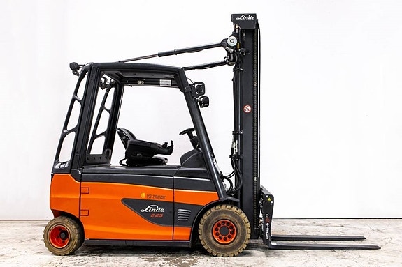 Linde E25L-01, 2,5-ton elmotvikt m nytt aggregat 6 of 10