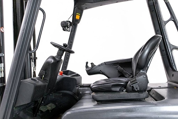 Linde E25L-01, 2,5-ton elmotvikt m nytt aggregat 9 of 10