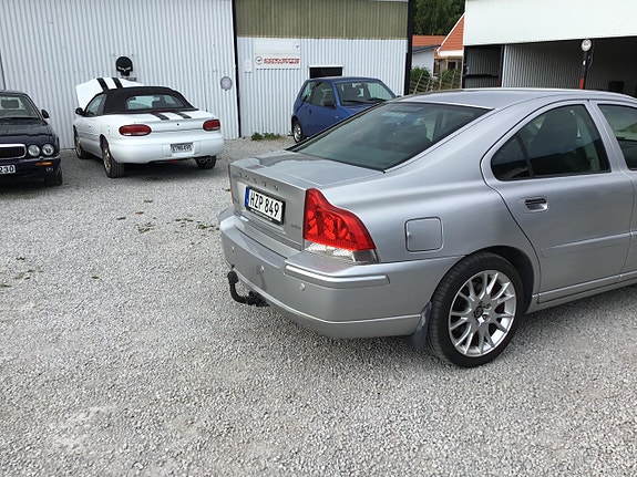 Volvo S60 7 of 20