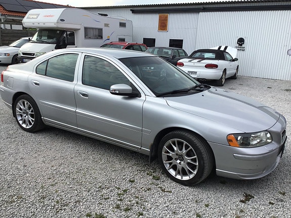 Volvo S60 12 of 20