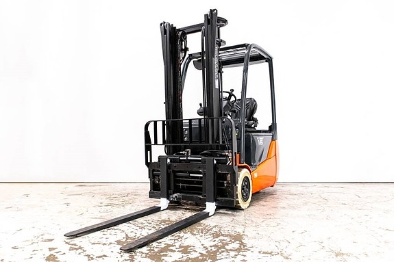 Toyota Traigo 8FBET16, 1,6-tons elmotvikt non-markingdäck 3 of 5