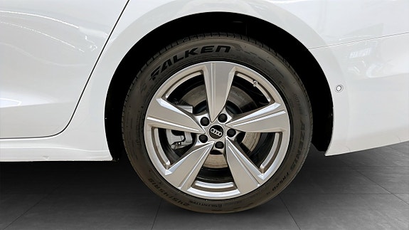 Audi A6 6 of 15
