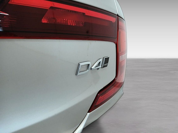 Volvo S90 13 of 14