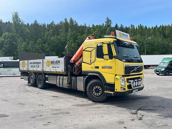 Volvo FH 6x2 Brädgårdsbil 2 of 6