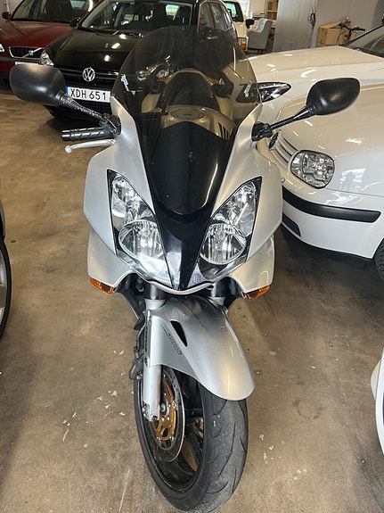 Honda Powersports VFR800 V4 VTEC 0.8 3 of 18