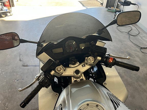 Honda Powersports VFR800 V4 VTEC 0.8 18 of 18