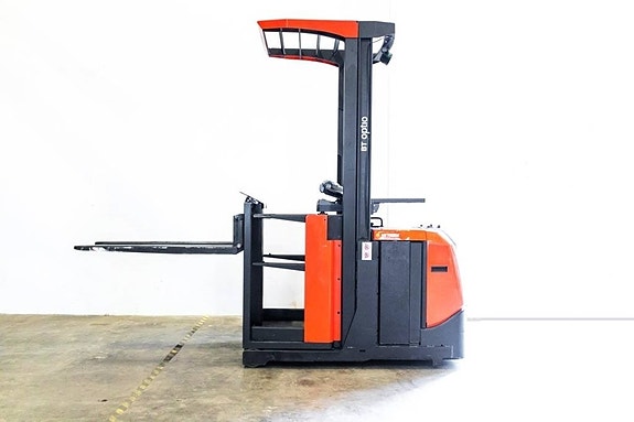 BT OME 100 N smidig plocktruck från BT 3 of 9