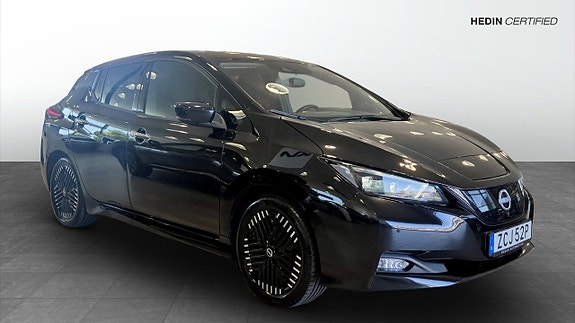 Nissan Leaf 3 of 5