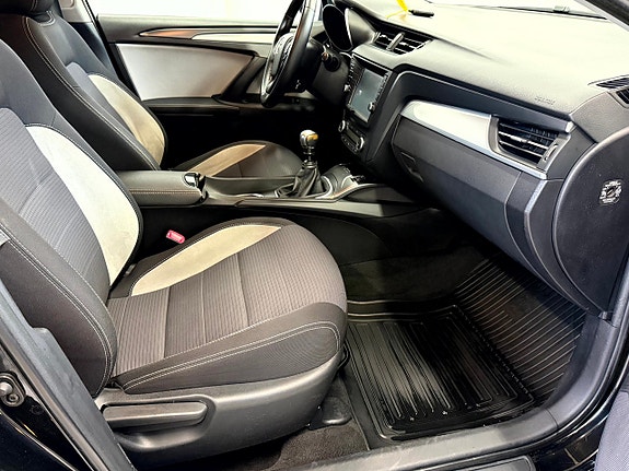 Toyota Avensis 11 of 14