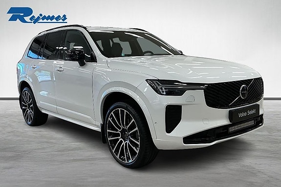 Volvo XC90 18 of 18
