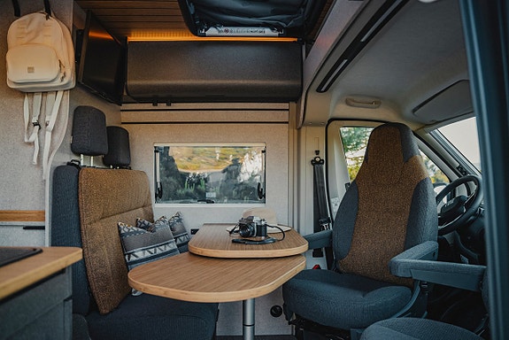 Hymer Redwood 600 Explorer 3 of 10