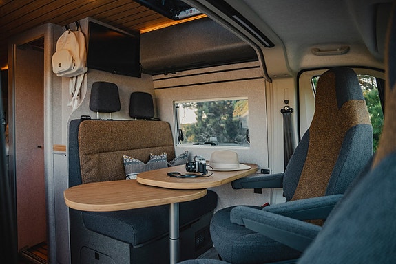 Hymer Redwood 600 Explorer 9 of 10
