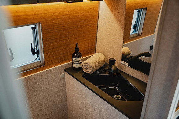 Hymer Redwood 600 Explorer 7 of 10