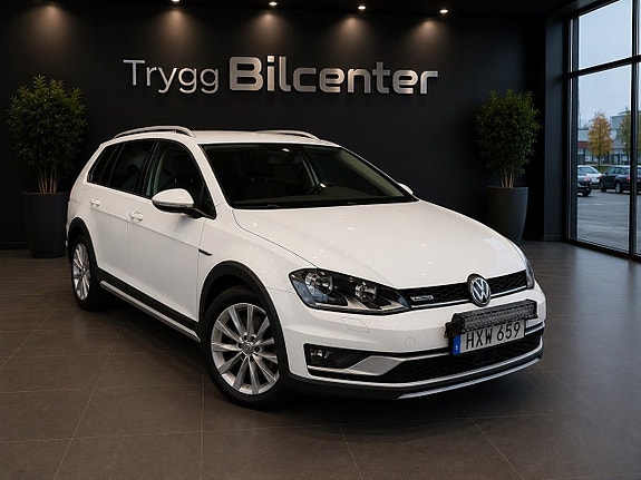 Volkswagen Golf Alltrack 4 of 5