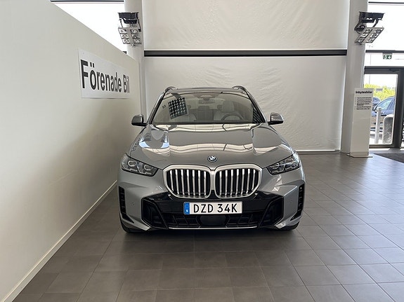 BMW X5 2 of 17