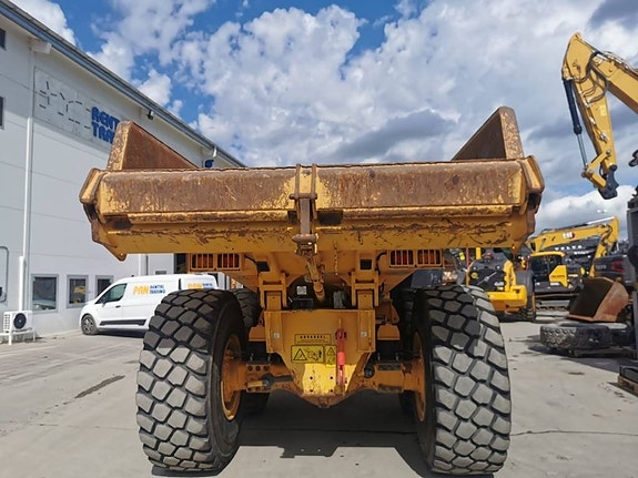 Volvo A 25 G 12 of 12