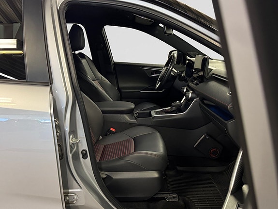 Toyota RAV4 21 of 22