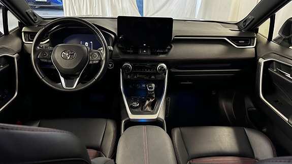 Toyota RAV4 15 of 22