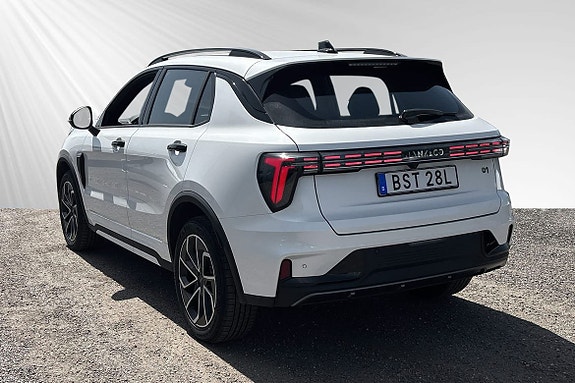 Lynk & Co 01 4 of 11