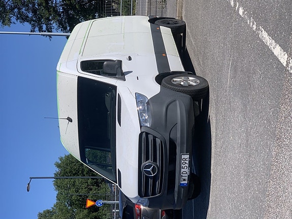 Mercedes-Benz Sprinter 208 2 of 7